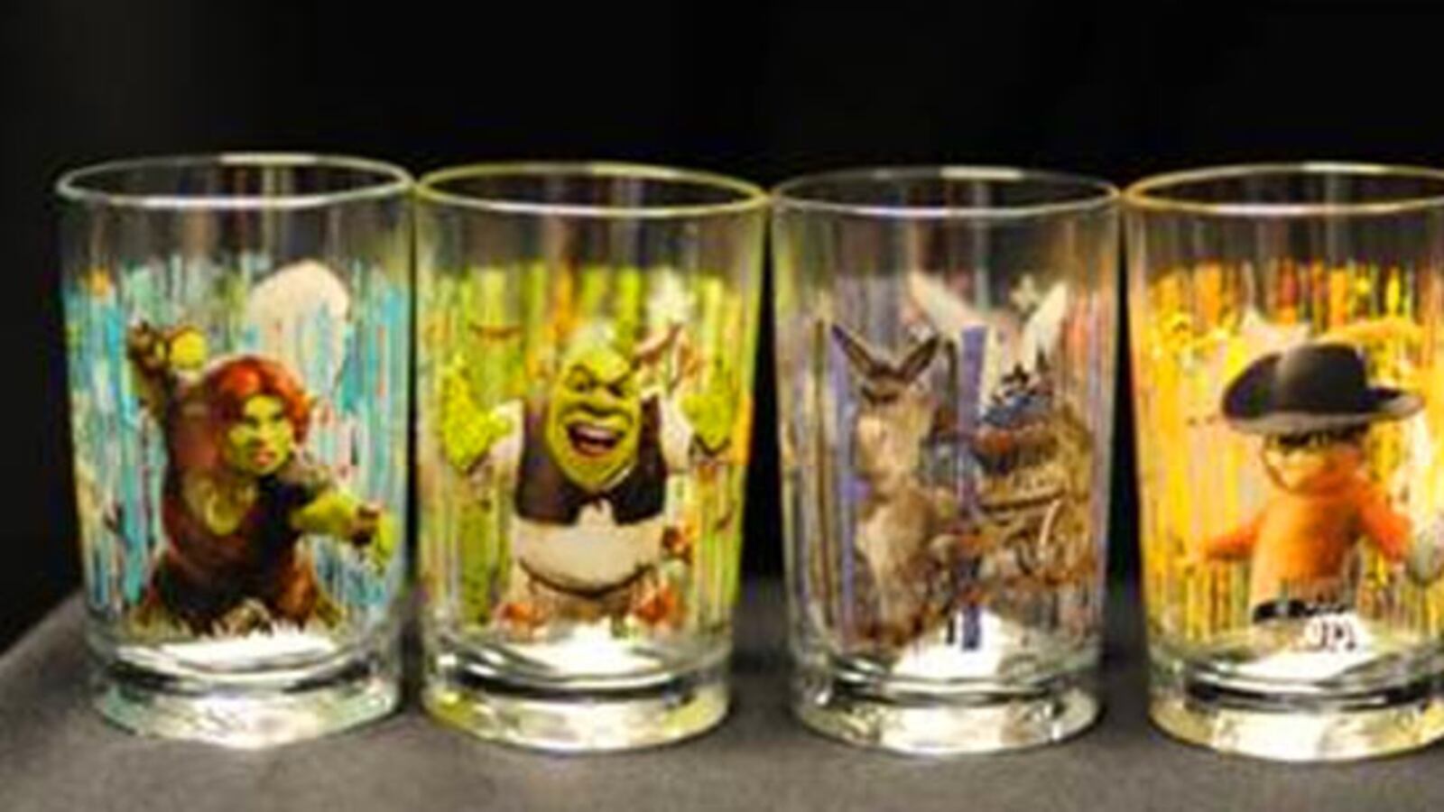 cheats/2010/06/04/mcdonalds-recalls-12-million-shrek-cups/shrek_cc3xcf