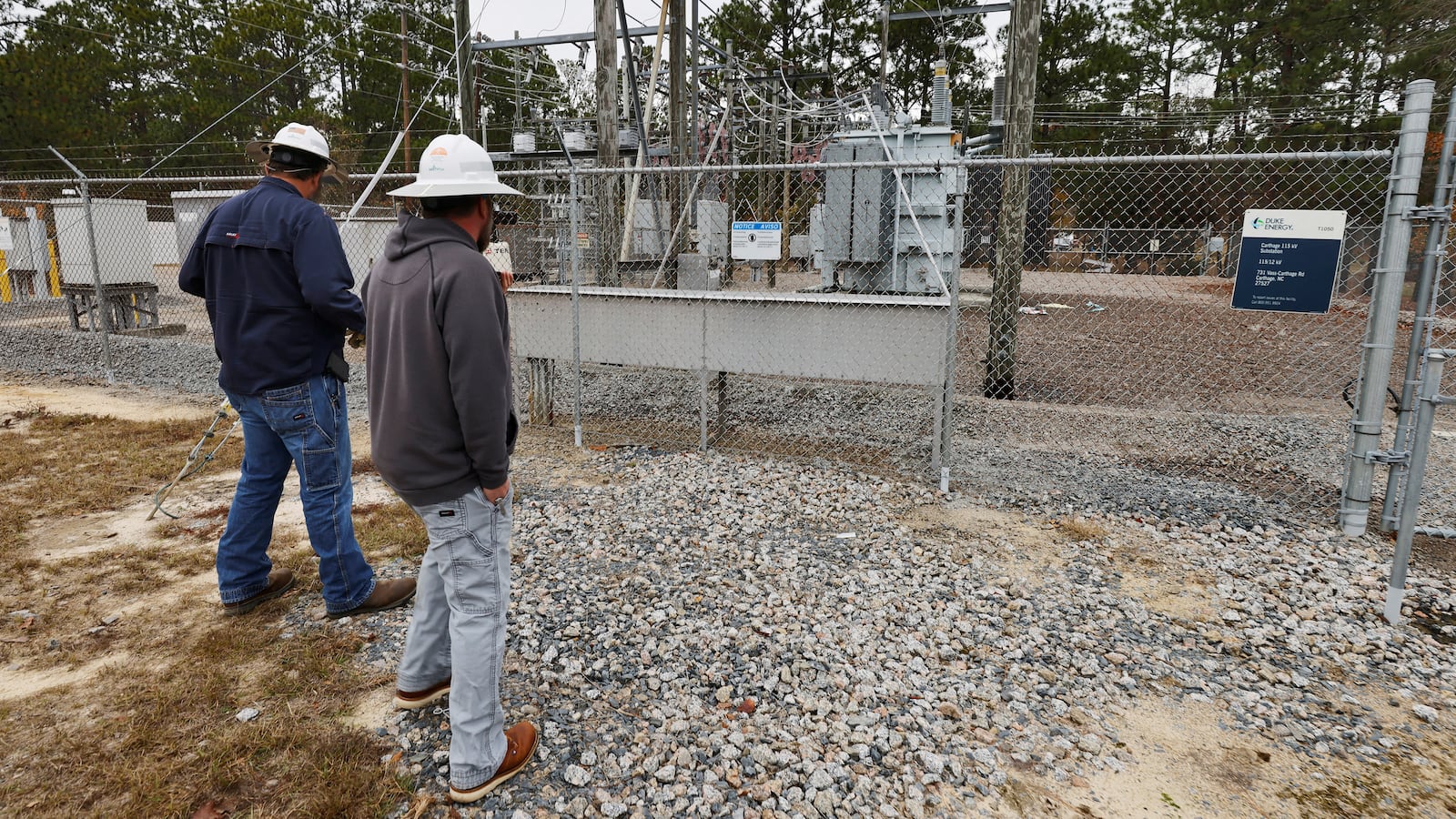 2022-12-04T221541Z_2098776096_RC28ZX9DGCZX_RTRMADP_3_NORTH-CAROLINA-ENERGY_kvbmfi