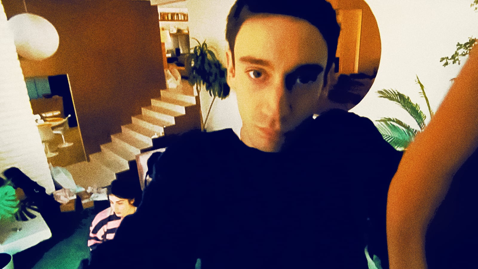 Théodore Pelleri in 'Lurker'