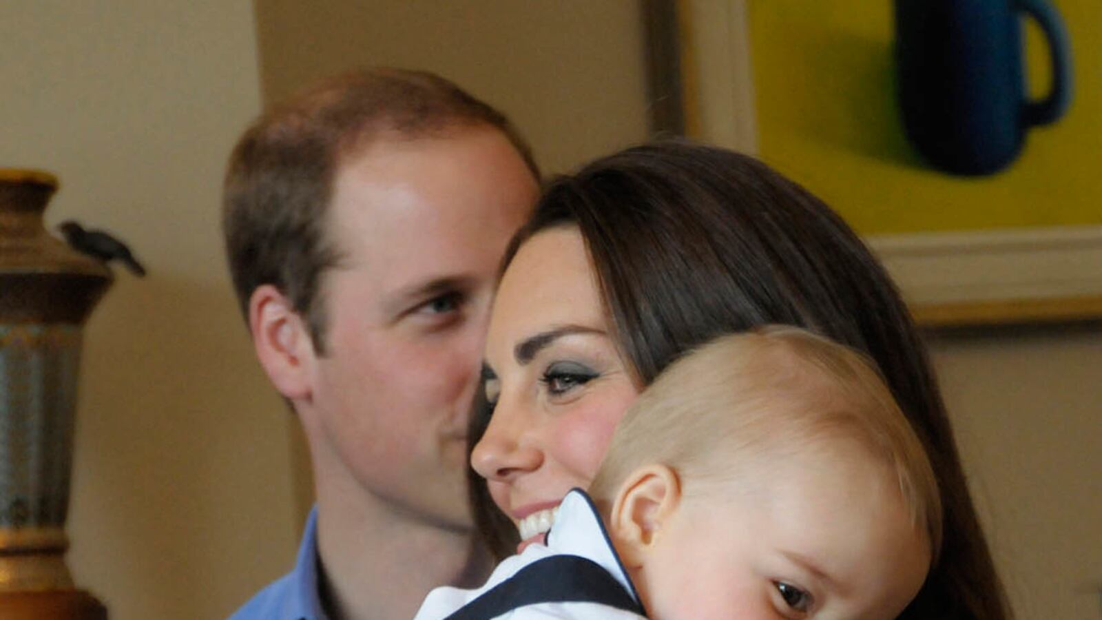 articles/2014/04/29/kate-s-favorite-photo-of-george/140409-george-trip3_ajni4u