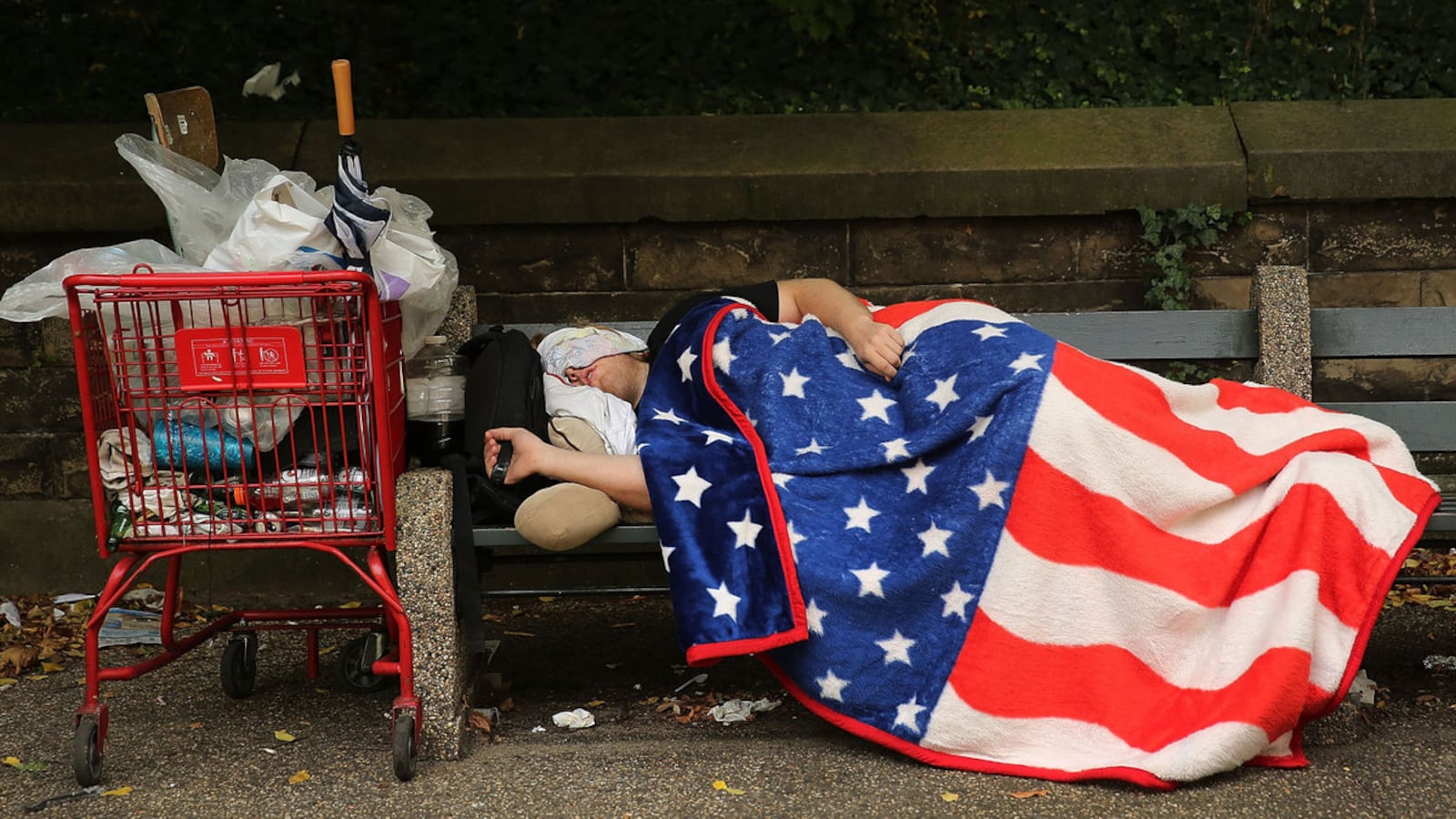 211129-america-homeless-hero_idclxw