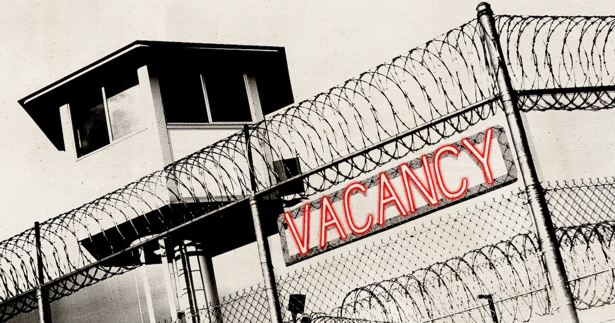 Trump's Secret $1.2 Million a Day Empty ICE Jail Splurge Revealed