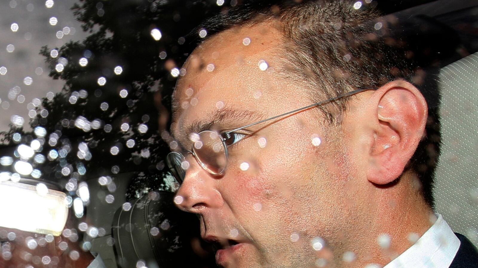 articles/2011/07/22/james-murdoch-s-news-of-the-world-scandal-defense-crumbles/james-murdoch-cathcart_gq7hsv