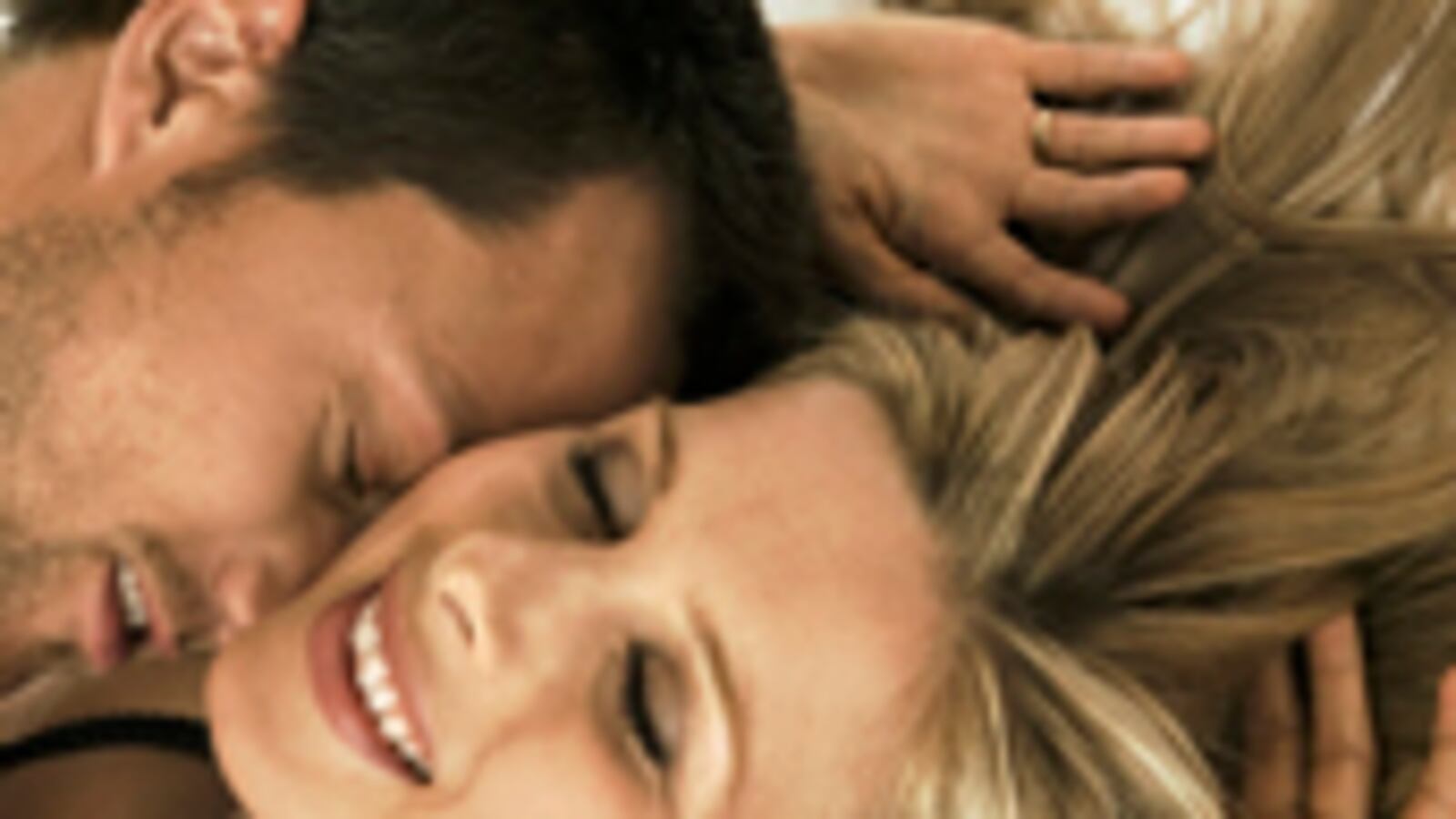 articles/2010/01/05/yes-there-is-a-g-spot/bussel-g-spot-couple-in-bed_73464_vxdr3j