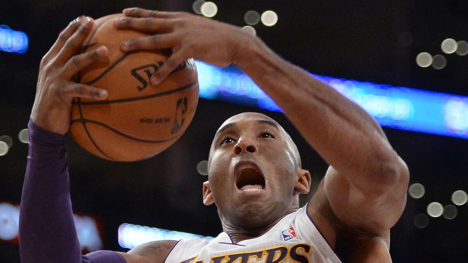 cheats/2014/01/24/kobe-bryant-doesn-t-want-your-vote/140124-kobe-allstar-cheat_di1hsc