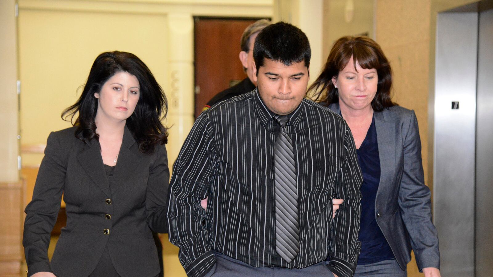 cheats/2014/01/26/brain-dead-woman-off-life-support/140126-brain-dead-woman-cheat_acftmx