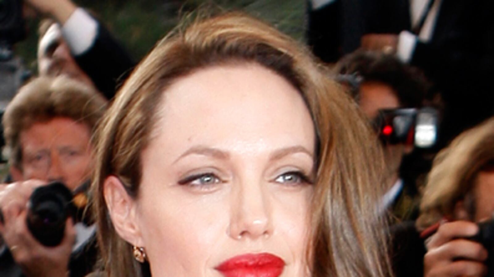 cheats/2009/06/08/why-we-love-angelina/jolie_pplbe5