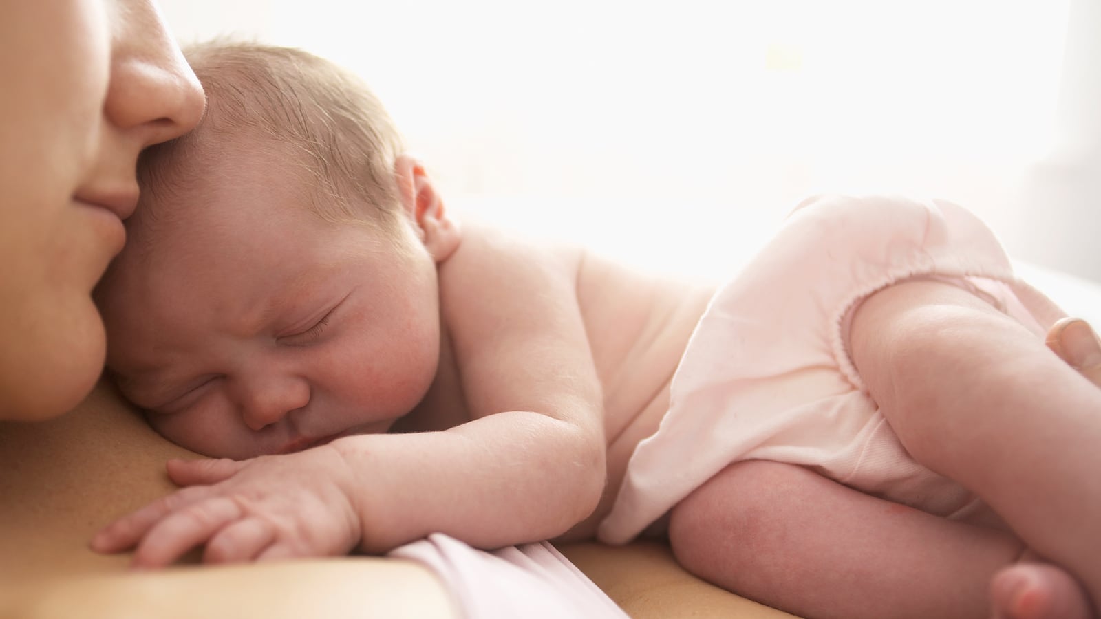 articles/2013/06/09/can-women-orgasm-during-childbirth/130607-crocker-birth-tease_luspqi