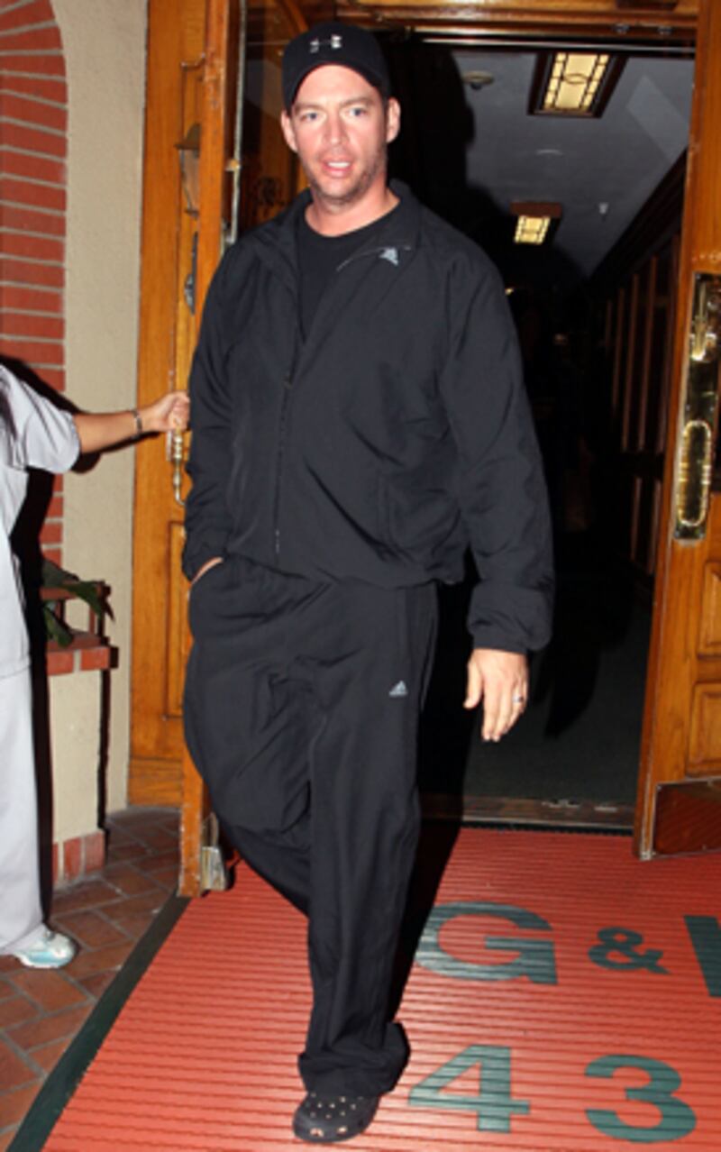 galleries/2010/01/17/men-in-sweats/men-in-sweats---harry-connick-jr_znjkhx