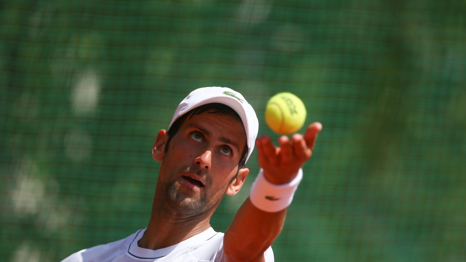 2018-05-02T114218Z_1727894208_RC1B1770C0B0_RTRMADP_3_TENNIS-SERBIA-DJOKOVIC_wwybwn