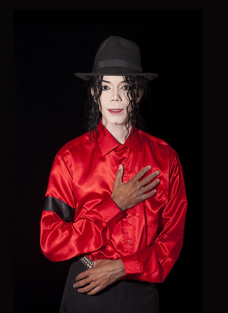 galleries/2014/08/02/the-many-michael-jacksons-honor-an-icon-photos/140801-jackson-impersonator8_e9pu4f