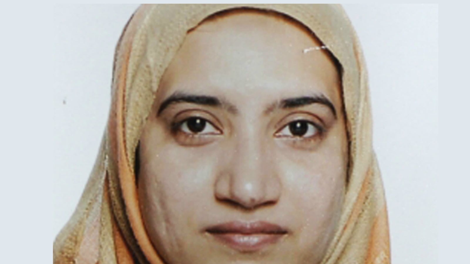 cheats/2015/12/04/first-photo-of-tashfeen-malik-emerges/151204-tashfeen-cheat_xpwdhs