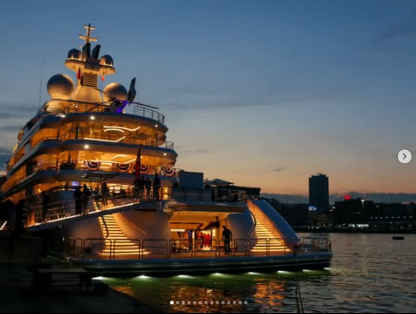 Billionaire Trump Envoy Tilman Fertitta’s Superyacht Stunt Blows Up in ...