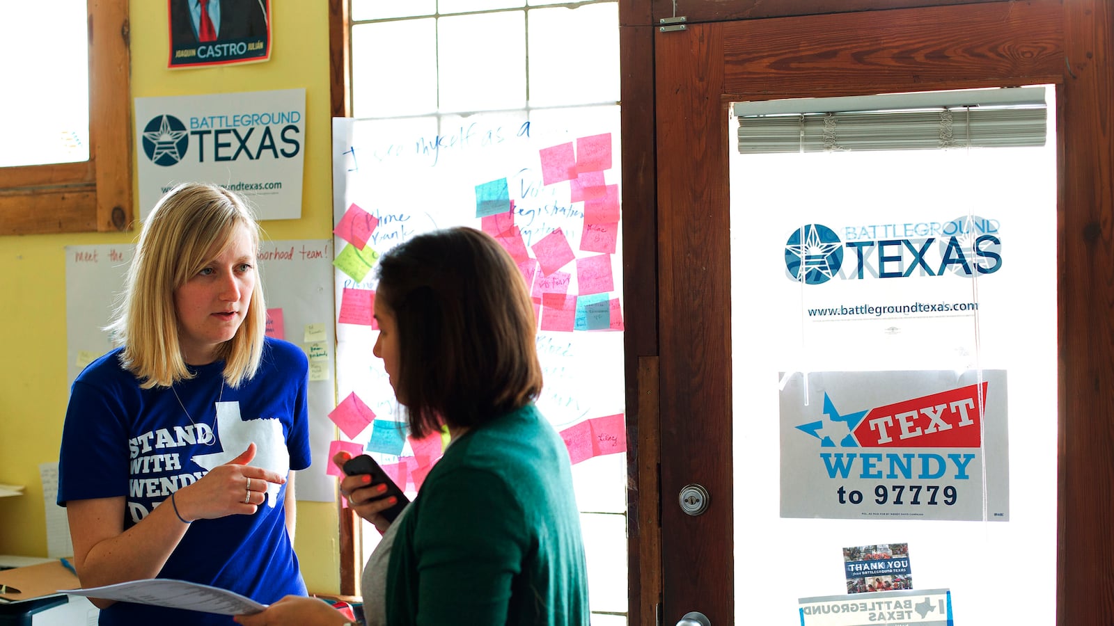 articles/2014/03/03/primary-color-battle-begins-in-lone-star-state/20140303-jacobs-texas_gk4ets