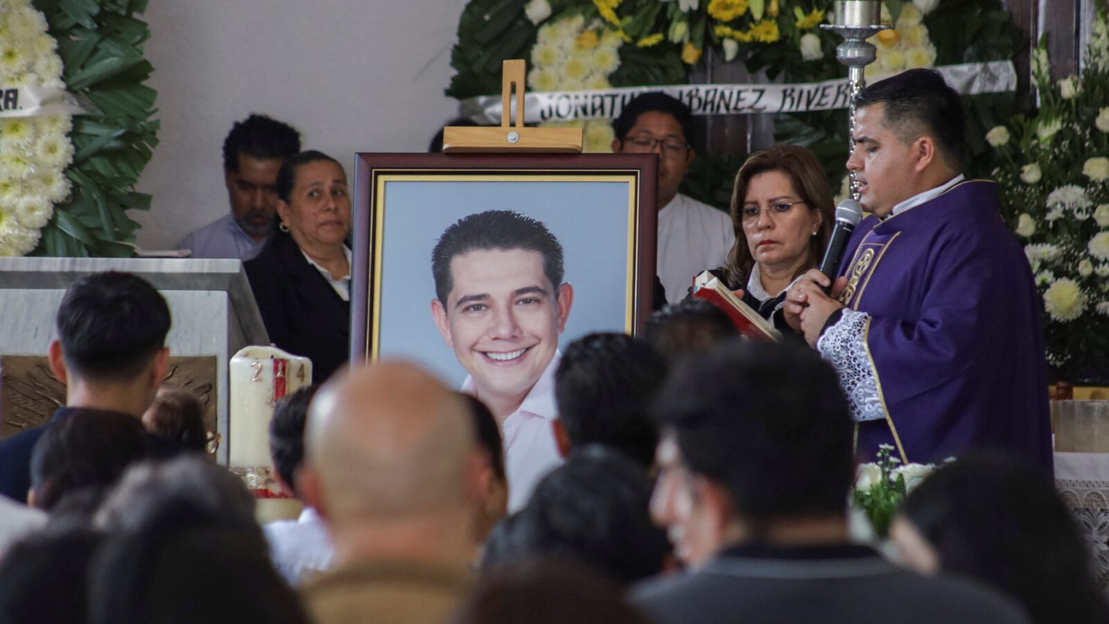 Alejandro Arcos' funeral.