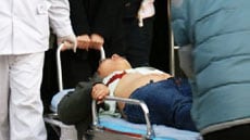 articles/2009/02/18/who-stabbed-the-chinese-blogger/bernstein-blogger_mk0yjq