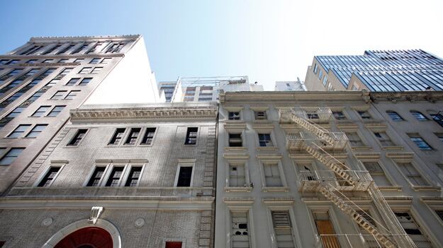 cheats/2010/09/09/most-americans-oppose-islamic-center/myth-perception---ground-zero-mosque_lzde46