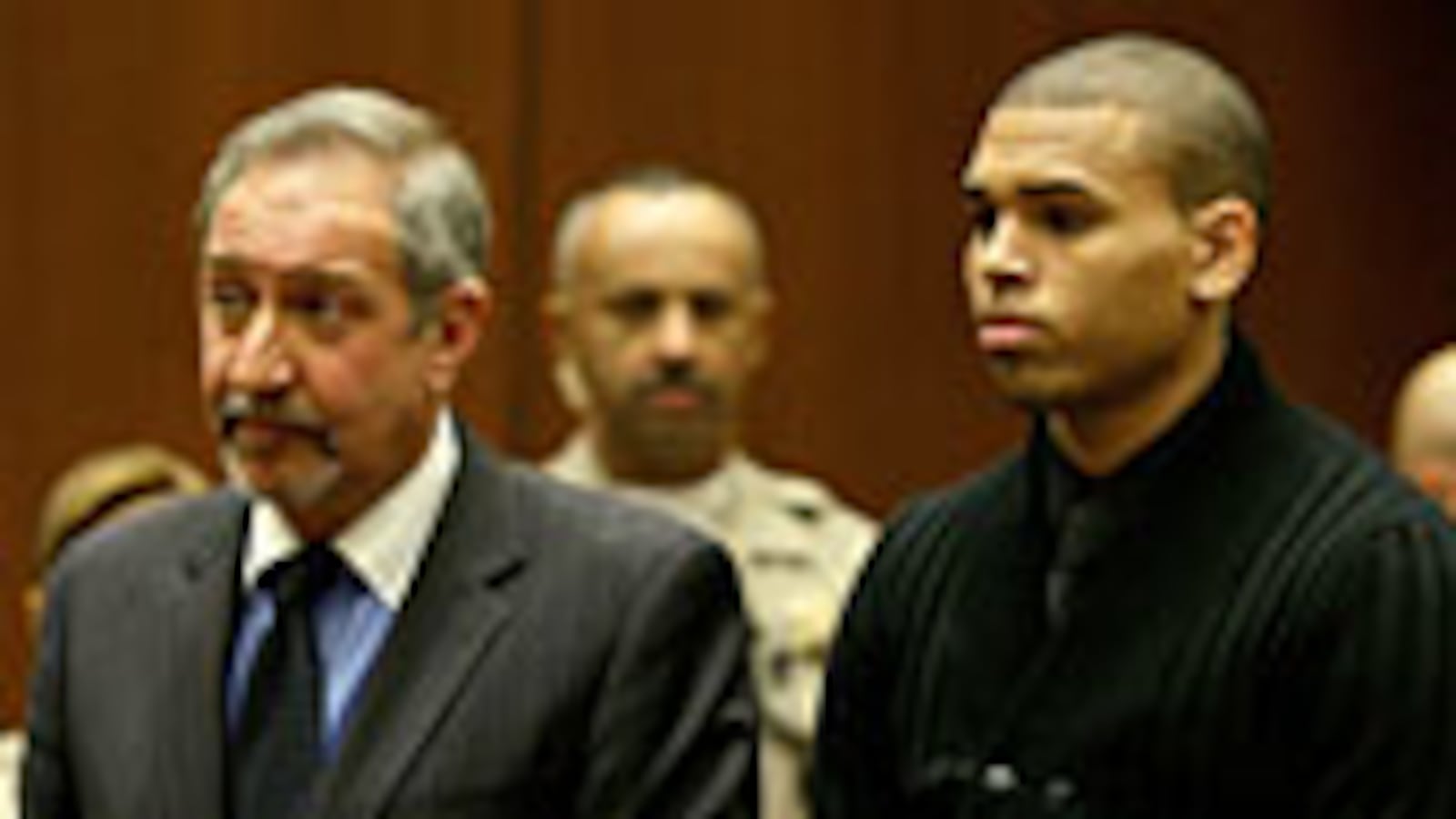 articles/2009/05/28/chris-browns-new-low/murphy-chris-brown_28953_o5ofic
