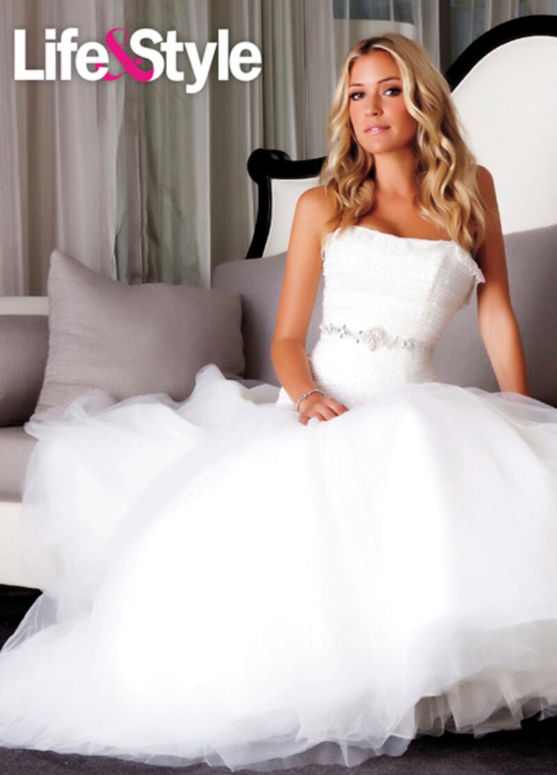 galleries/2011/07/30/celebrity-wedding-dresses-photos/wedding-dresses-cavallari_todovu
