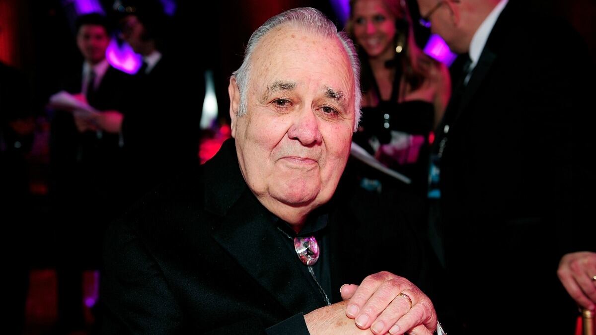 cheats/2013/04/12/comedian-jonathan-winters-dead-at-87/130412-jonathan-winters-cheat_ajqdqw