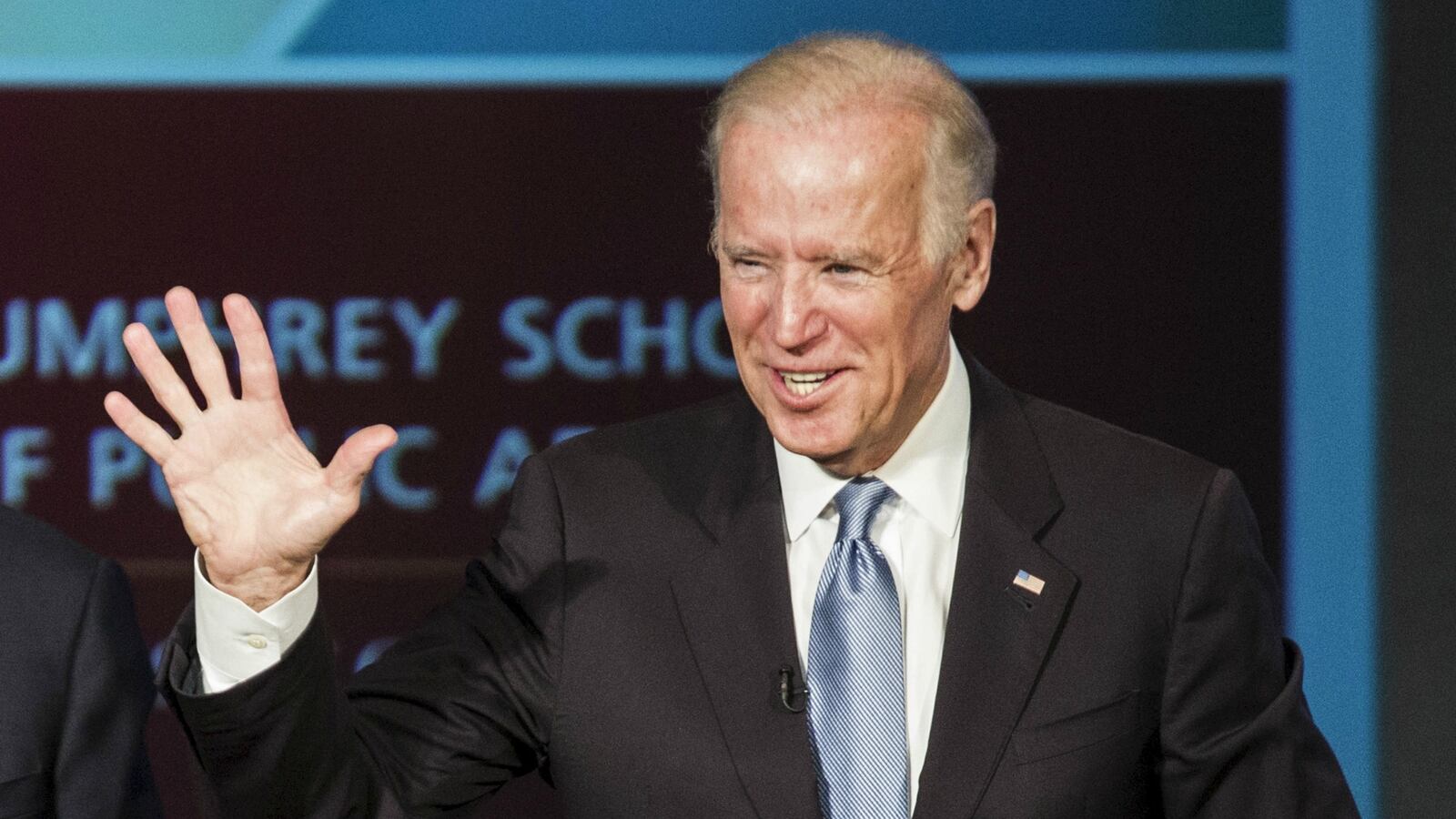 cheats/2015/10/20/plurality-of-dems-don-t-want-biden-to-run/151020-biden-cheat_c1obbo