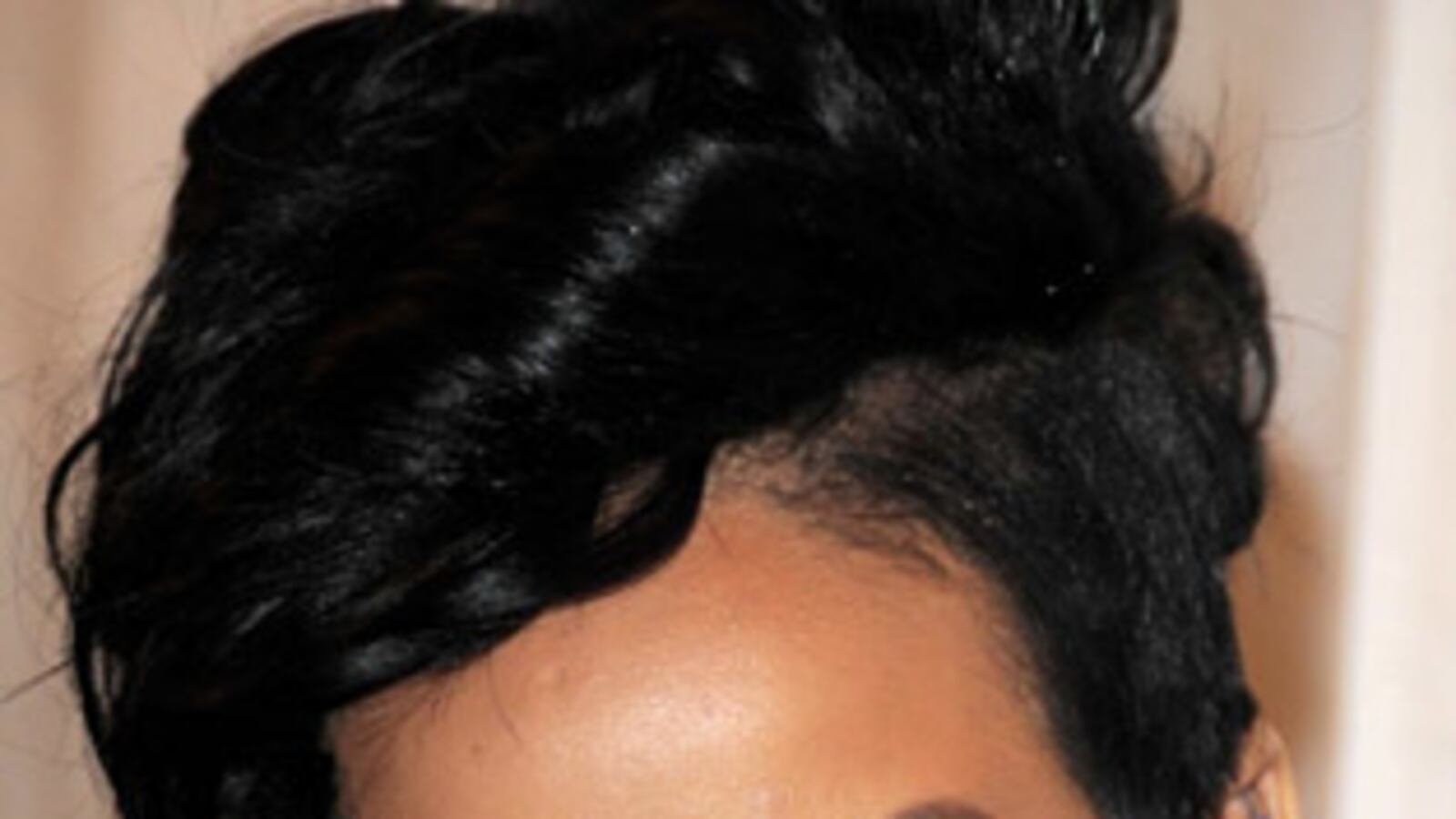 cheats/2009/02/28/brown-and-rihanna-back-together/rihanna_e8h5ij