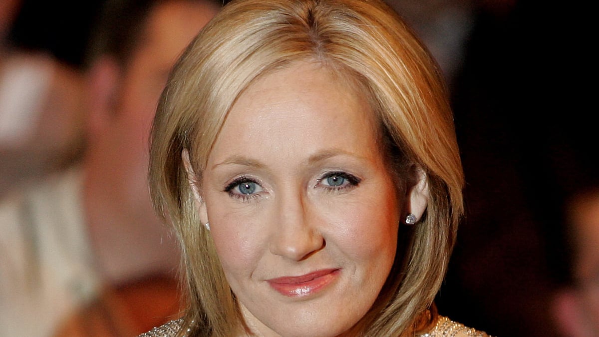 cheats/2013/07/18/j-k-rowling-leak-revealed/120927-newsbeast_iukmnz