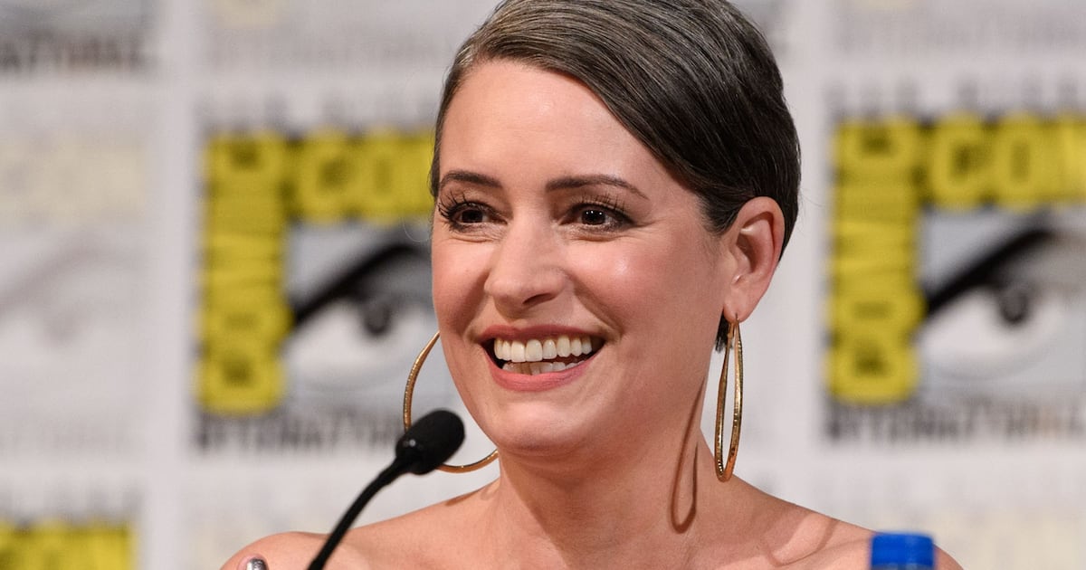 Actress Apologizes After ‘Insane’ Rant at TV Journalist