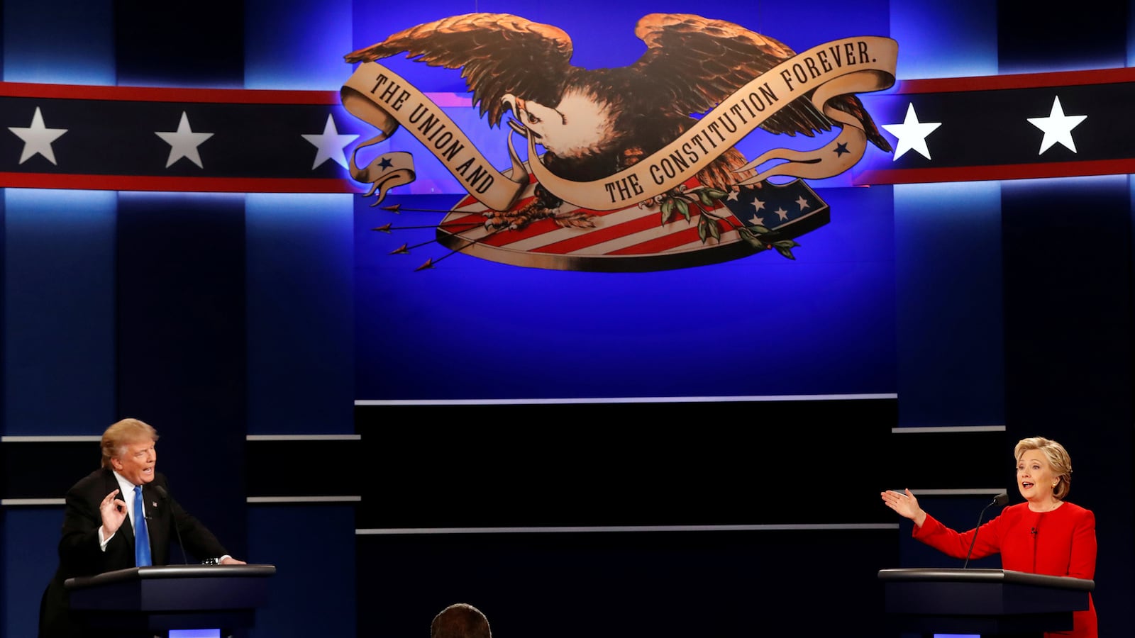 articles/2016/10/08/how-to-watch-the-second-2016-presidential-debate-live-stream/161005-warshaw-debate-tease_ftnwio