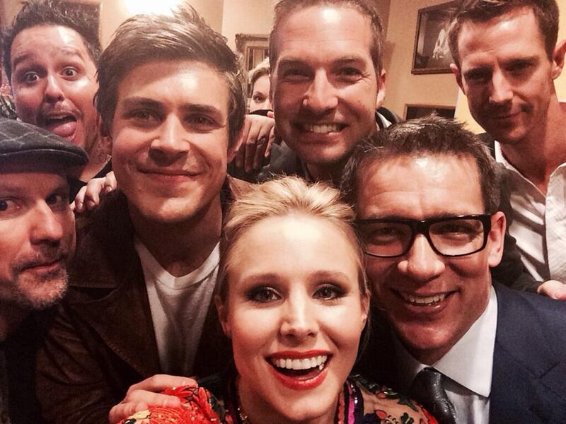 galleries/2014/03/16/kerry-washington-kristen-bell-and-the-week-s-best-celebrity-selfies/140314-selfies-IMKristenBell_ul175t