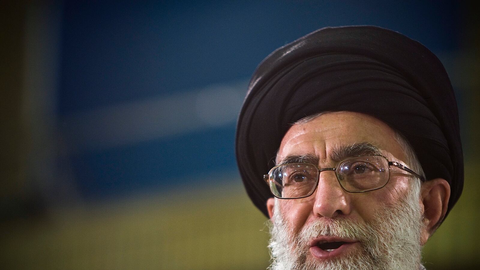 cheats/2015/05/20/khameini-nixes-nuclear-scientist-talks/150520-iran-nuclear-cheat-talks-cheat_q7dmgd