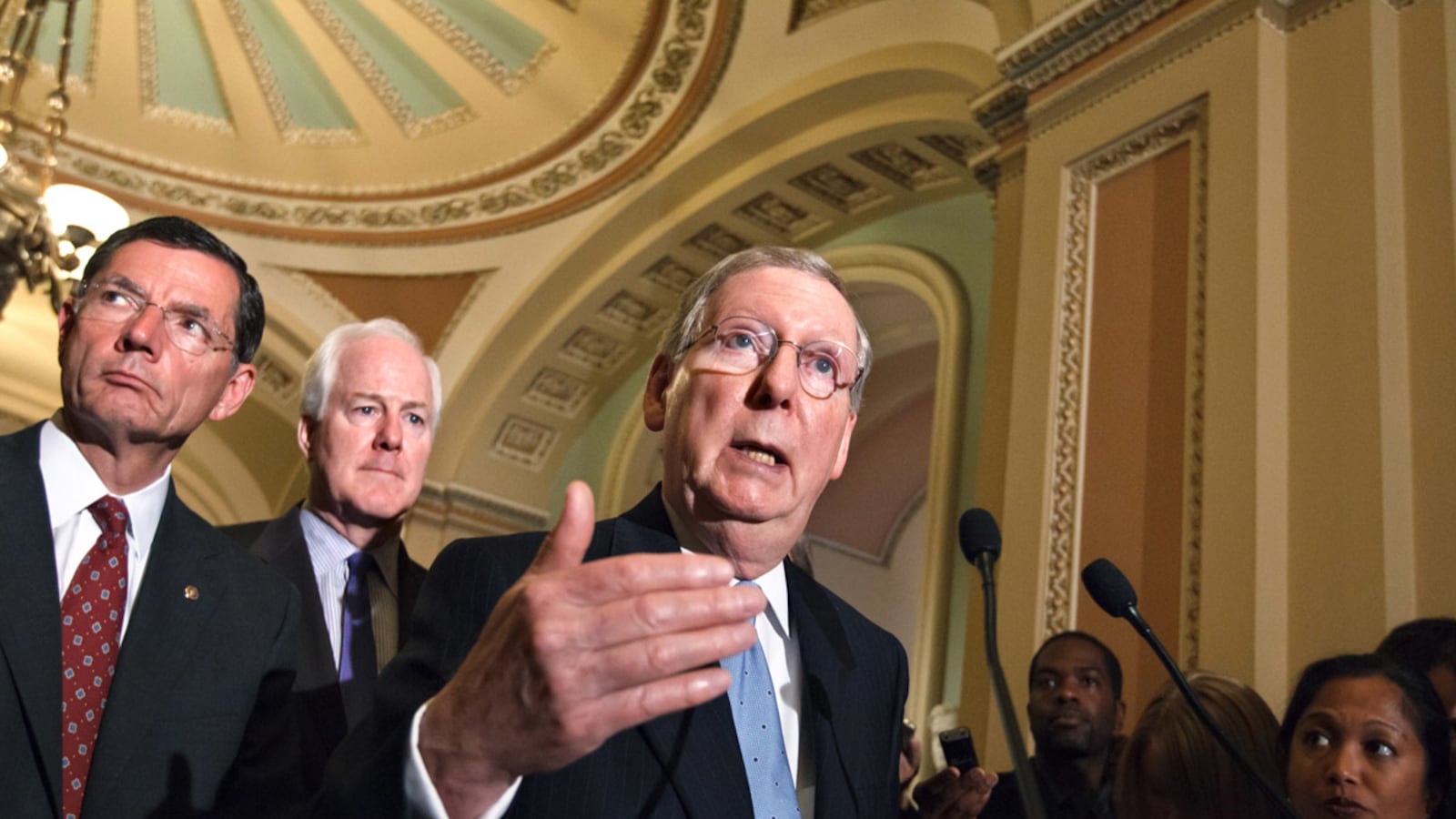 cheats/2012/10/01/senate-works-to-avoid-fiscal-cliff/senate-fiscal-cliff-cs_ce2qmj