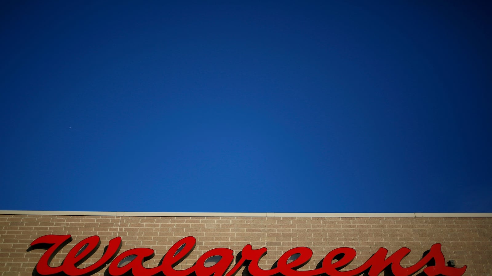 cheats/2015/10/27/walgreens-set-to-buy-rite-aid/151027-walgreens-cheat_gniems