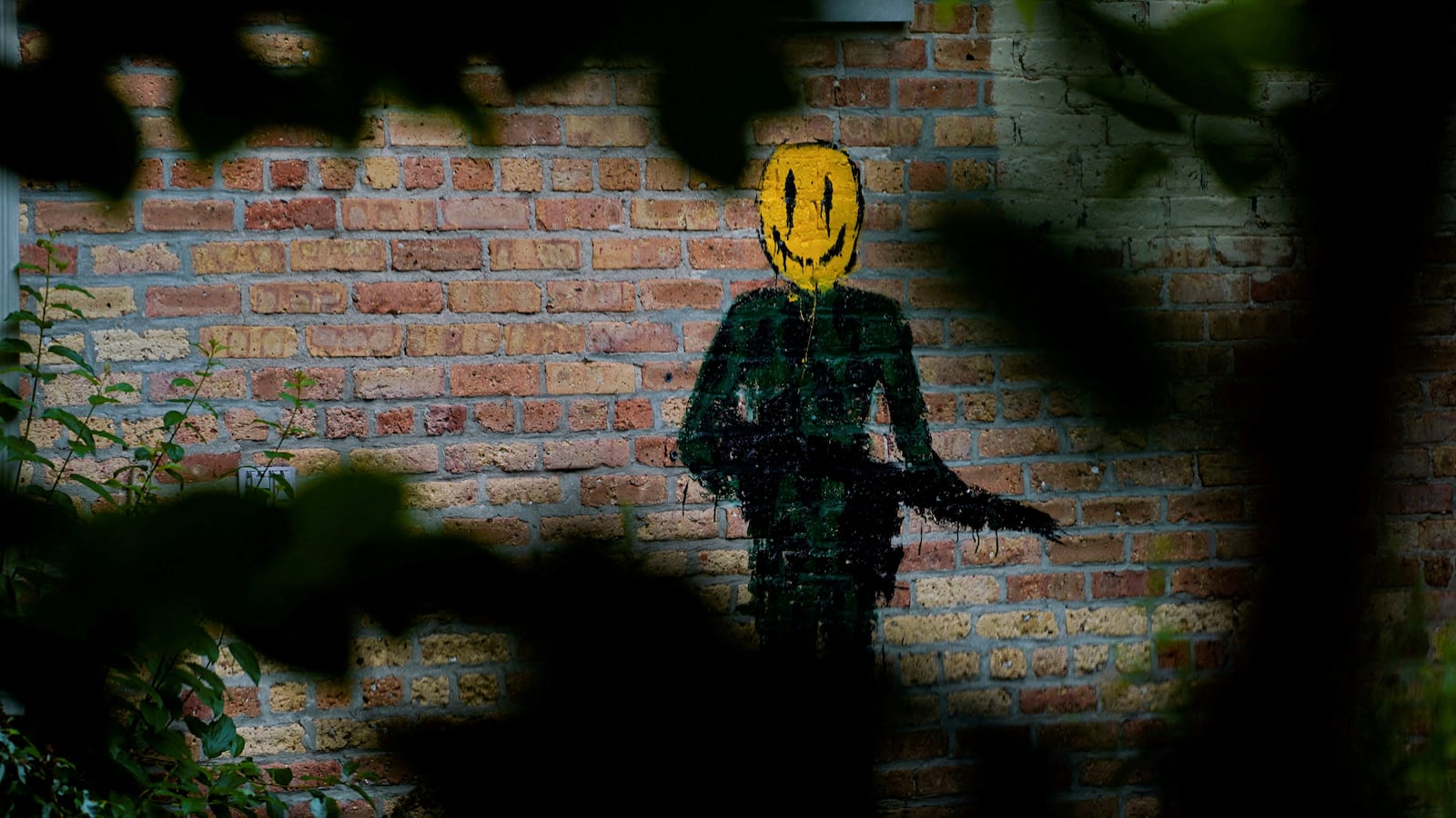 2022-07-07T022830Z_264252549_RC2L6V9FFCB6_RTRMADP_3_USA-JULYFOURTH-SHOOTING_xdotve