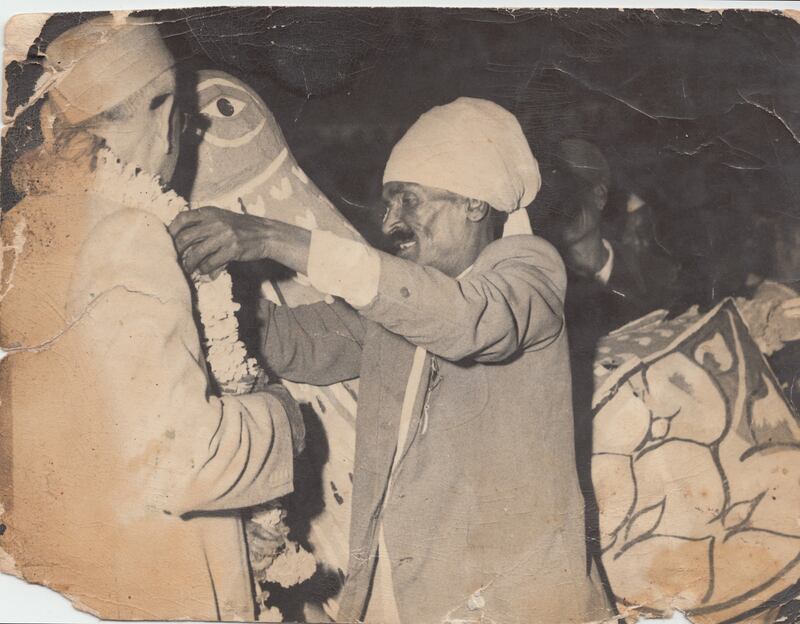 galleries/2014/04/20/inside-india-s-legendary-kathputli-slum-photos/140417-tomorrow-we-disappear-8_caizrp