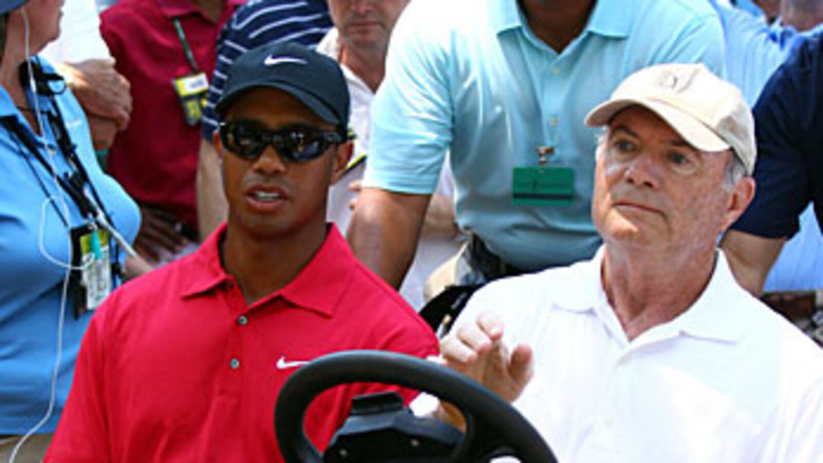 cheats/2010/05/10/woods-drops-out-of-tourney/tiger-woods-neck-injury_be2fgl