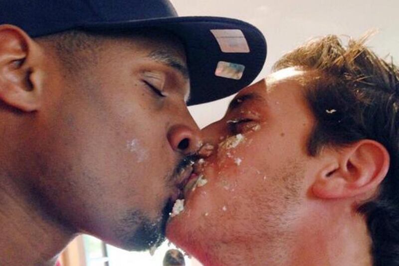 articles/2014/05/17/the-political-power-of-michael-sam-s-liplock-with-his-lover/140516-teeman-michael-sam-embed_qmstip