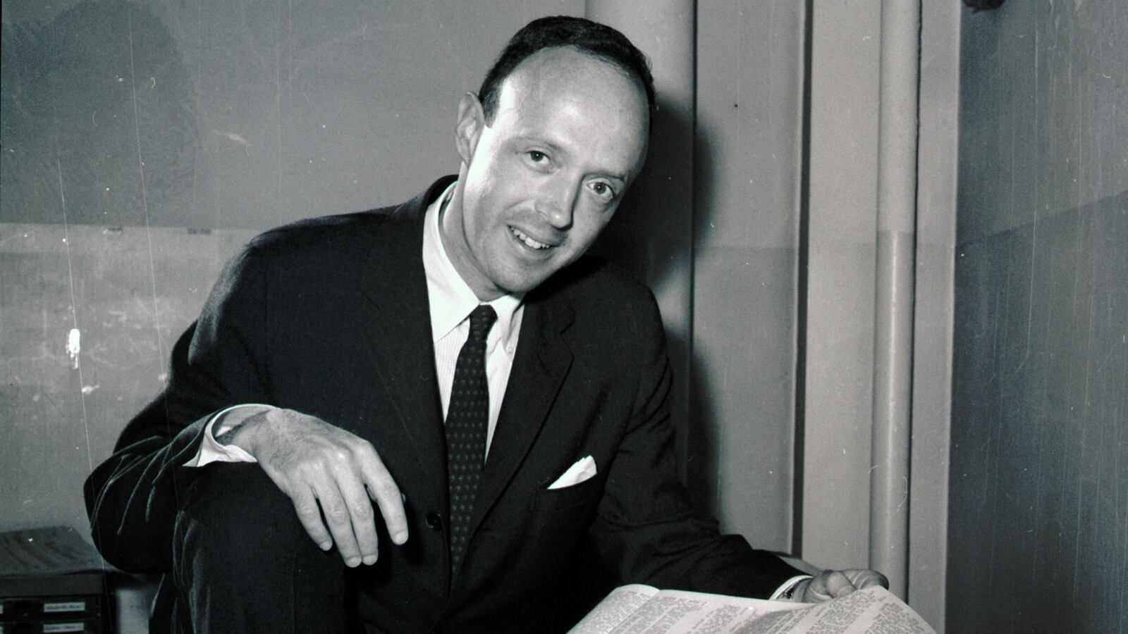 articles/2013/03/26/anthony-lewis-cousin-remembers-his-kindness-to-a-young-journalist/130326-anthony-lewis-wildman-tease_azhgka