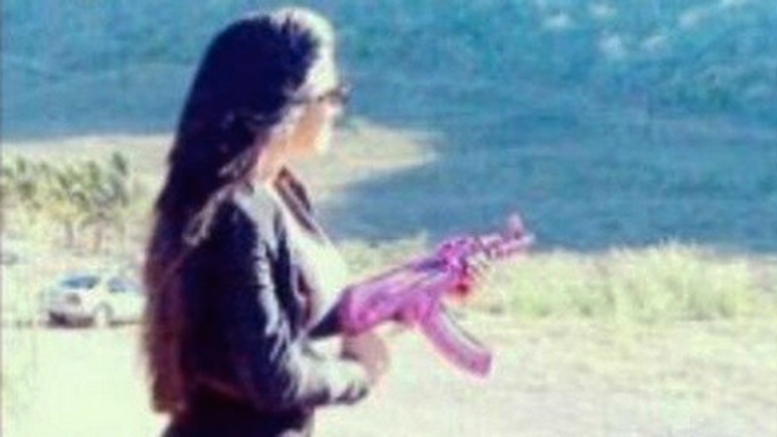 articles/2014/06/10/is-mexico-s-kim-kardashian-look-alike-assassin-for-real/140610-daly-kimk-tease-NEW_wupntb