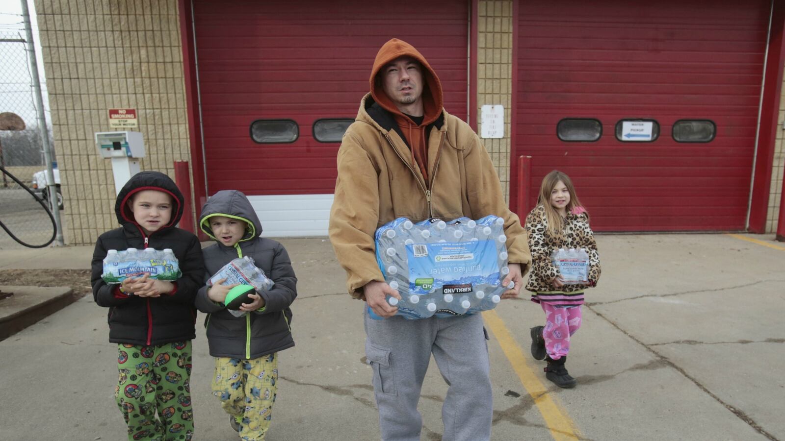 cheats/2016/02/12/feds-knew-about-flint-legionnaire-s/160212-cheat-flint_dxedwb