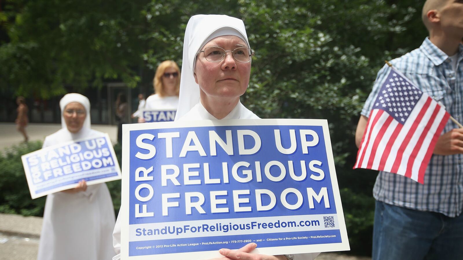 cheats/2014/08/22/obama-unveils-hobby-lobby-compromise/140822-hobby-lobby-cheat_txbt6n