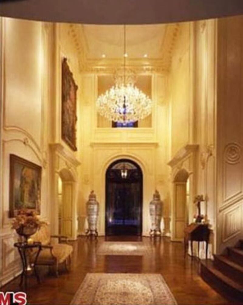 galleries/2010/08/04/the-house-where-michael-jackson-died/where-jacko-died---4_yt1ofz