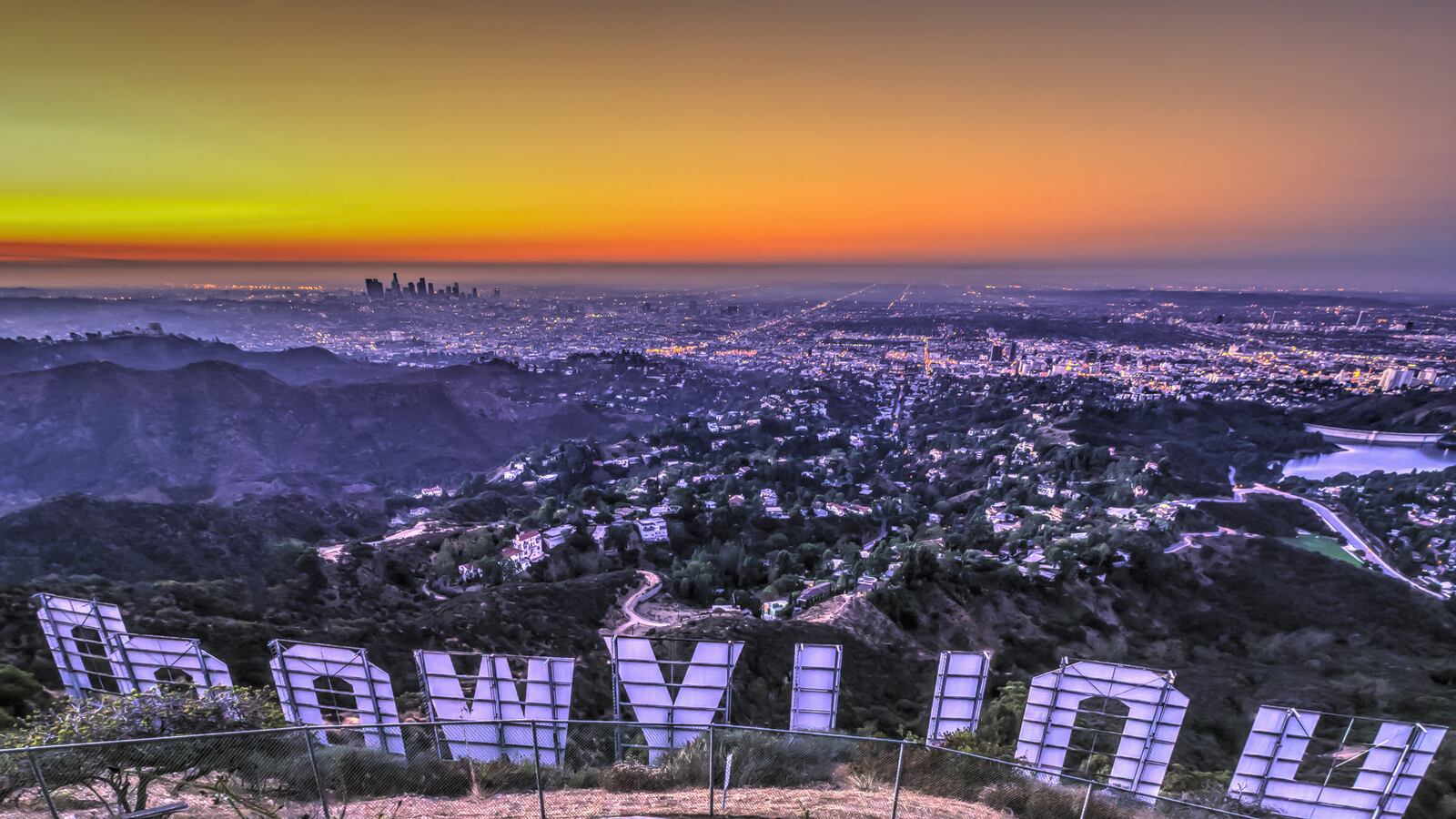 articles/2014/05/10/how-to-guest-star-in-your-own-life/140509-gurwitch-excerpt-tease_nhfwor