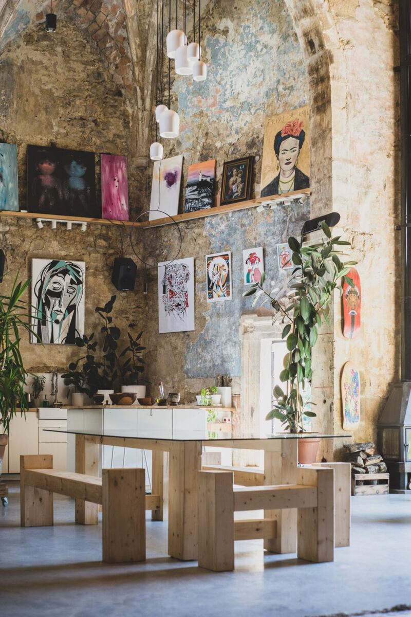 210809OMG_church_04_pinj8u