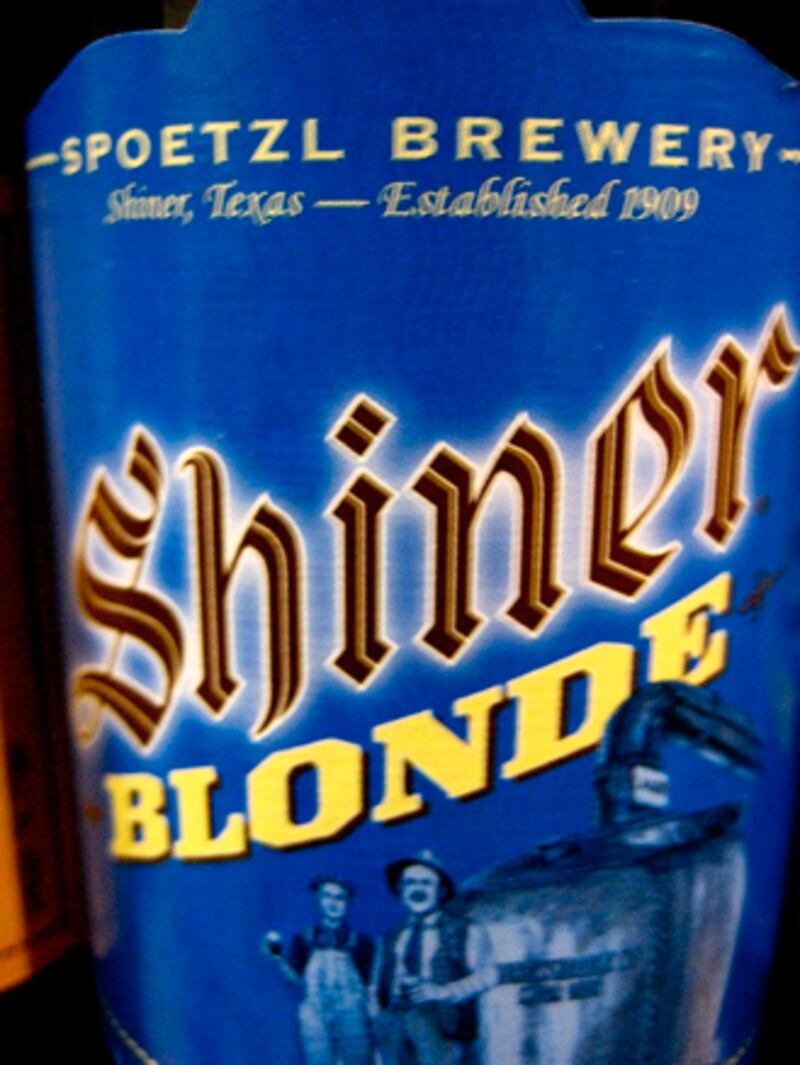 galleries/2010/10/12/the-50-most-fattening-beers/beer---shiner-blonde_ua2wrc