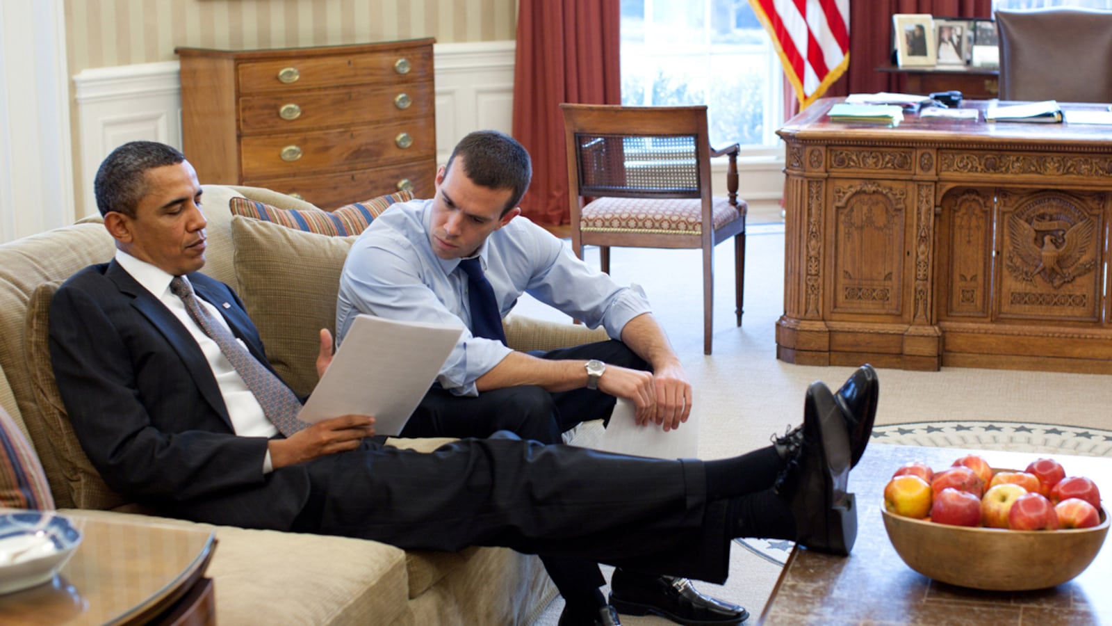 articles/2011/07/01/at-least-21-obama-aides-at-white-house-make-top-salary-of-172-200/white-house-salaries_zvnzkl