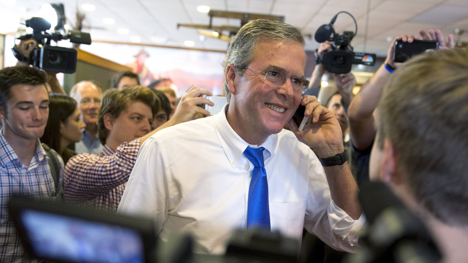 articles/2015/10/15/is-jeb-s-money-machine-out-of-gas/151015-woodruff-jeb-bush-tease_euqn95
