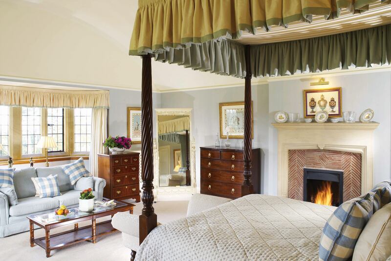 galleries/2013/09/07/top-20-international-small-hotels-andrew-harper-s-picks-photos/20BucklandManor_lbqnvi