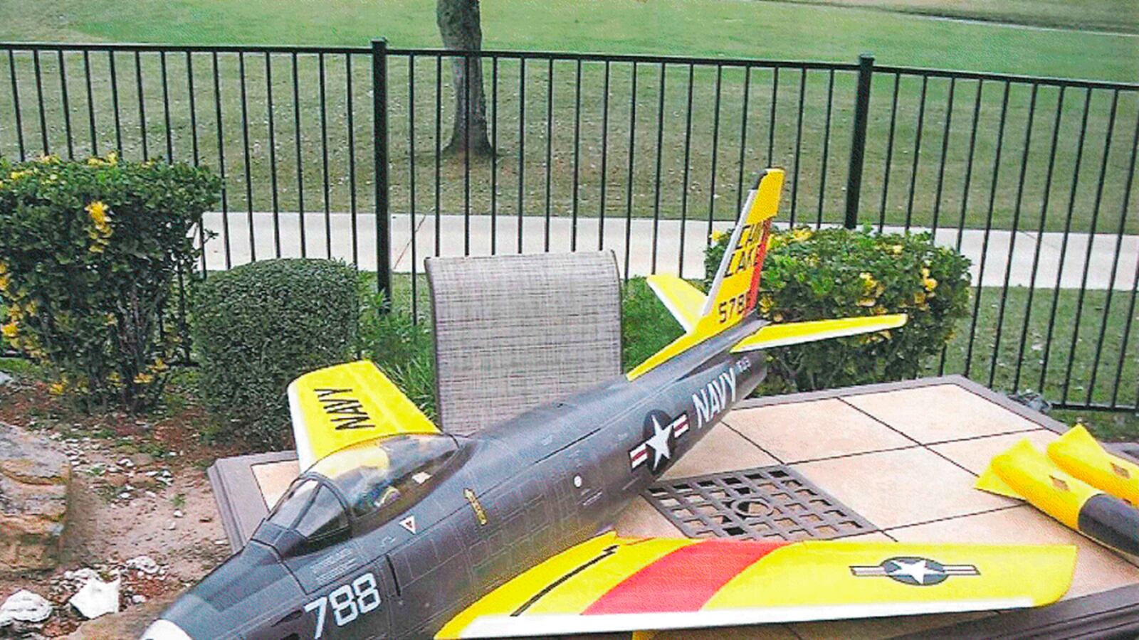 articles/2011/09/29/pentagon-capitol-targeted-by-massachusetts-man-in-plot-foiled-by-fbi/dc-terror-threat-lake_y1zqbm