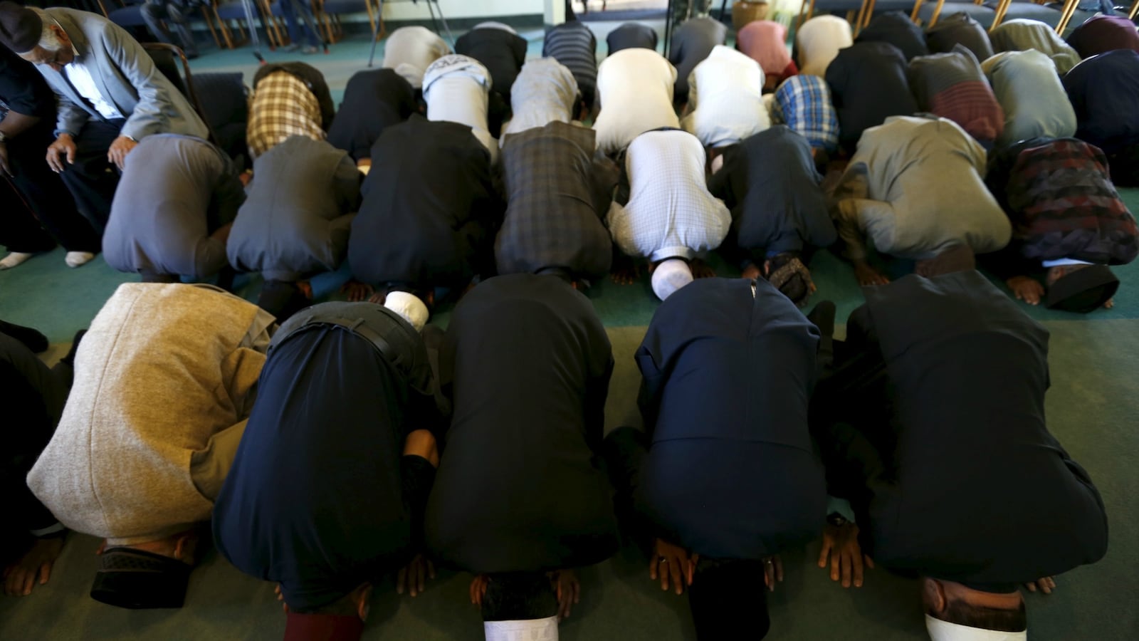 cheats/2016/12/01/mosques-nationwide-receiving-threatening-letters/161201-california-mosques-cheat_rez0sg
